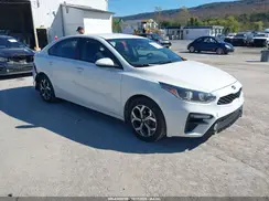 3KPF24AD5KE045913 2019 KIA FORTE