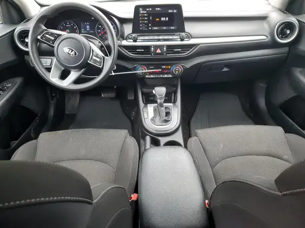 3KPF24AD5KE050402 2019 KIA FORTE - Image 8