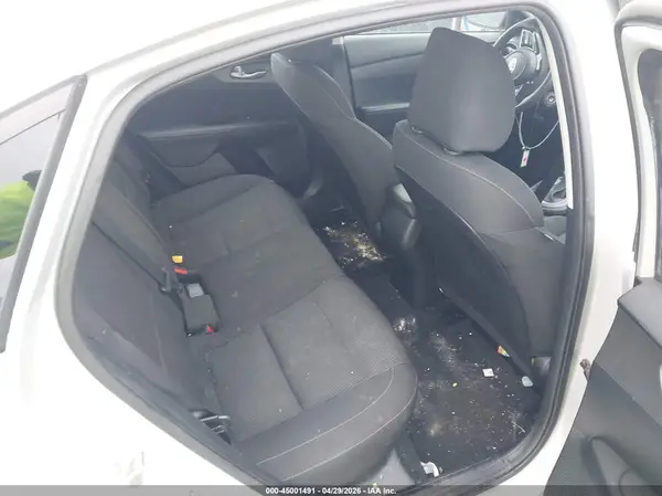 3KPF24AD5KE051243 2019 KIA FORTE - Image 8