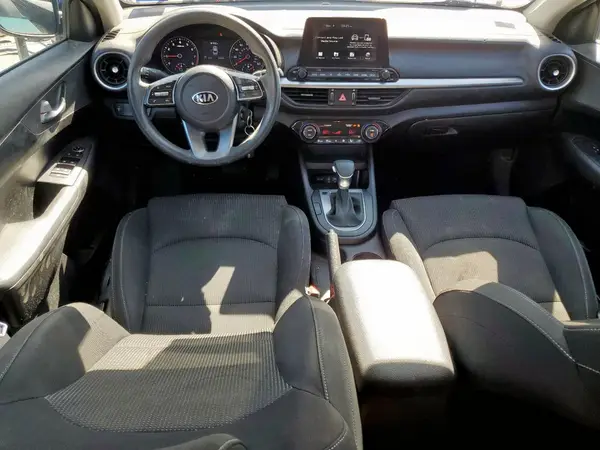 3KPF24AD5KE056037 2019 KIA FORTE - Image 8