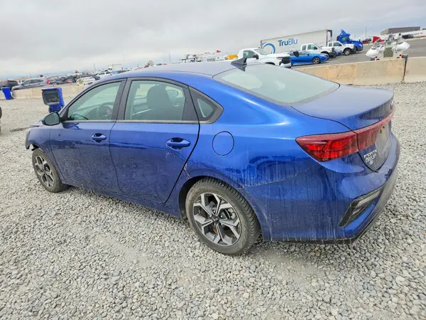 3KPF24AD5KE056099 2019 KIA FORTE - Image 2