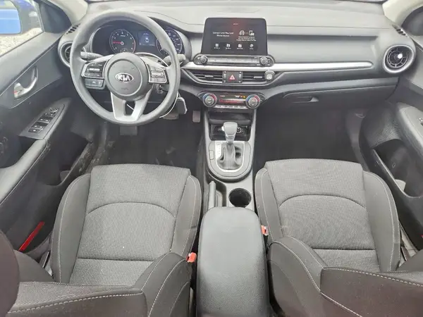 3KPF24AD5KE056099 2019 KIA FORTE - Image 8
