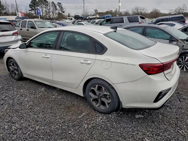 3KPF24AD5KE056832 2019 KIA FORTE - Image 2