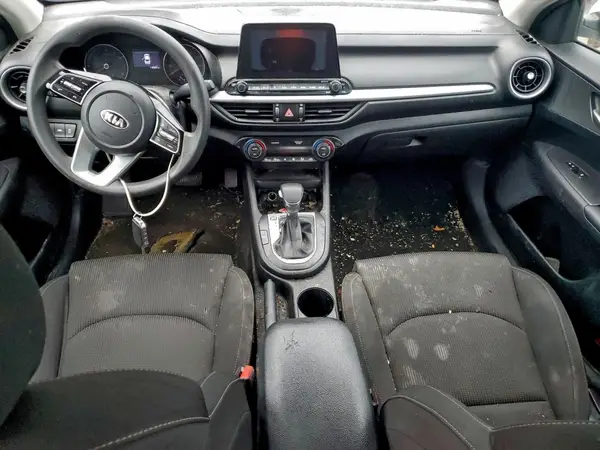 3KPF24AD5KE056832 2019 KIA FORTE - Image 8