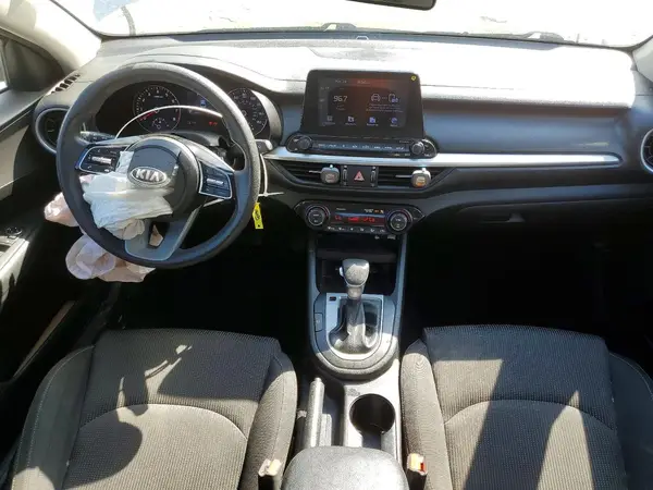 3KPF24AD5KE059648 2019 KIA FORTE - Image 8