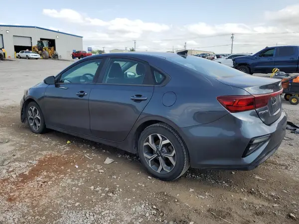 3KPF24AD5KE060086 2019 KIA FORTE - Image 2