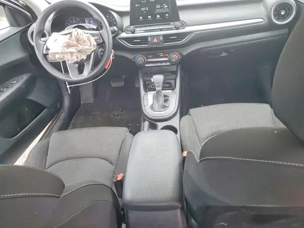 3KPF24AD5KE065370 2019 KIA FORTE - Image 8