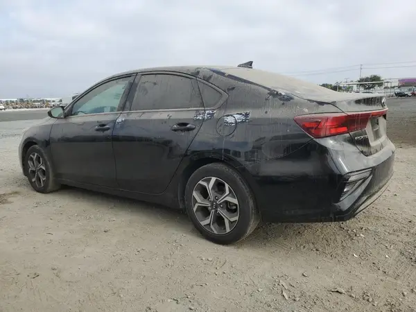 3KPF24AD5KE066874 2019 KIA FORTE - Image 2