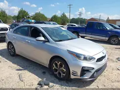 3KPF24AD5KE071525 2019 KIA FORTE