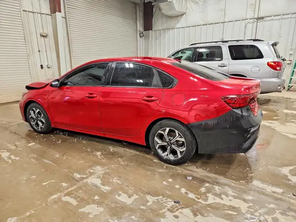 3KPF24AD5KE074540 2019 KIA FORTE - Image 2