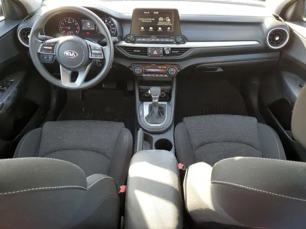 3KPF24AD5KE075154 2019 KIA FORTE - Image 8