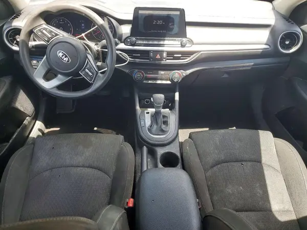 3KPF24AD5KE077065 2019 KIA FORTE - Image 8