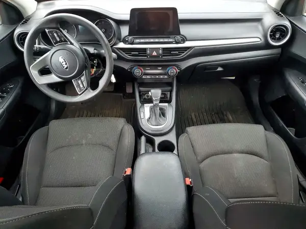 3KPF24AD5KE077390 2019 KIA FORTE - Image 8