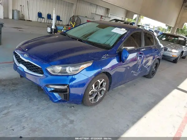 3KPF24AD5KE078734 2019 KIA FORTE - Image 2