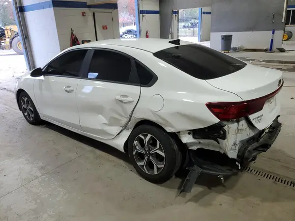3KPF24AD5KE078930 2019 KIA FORTE - Image 2