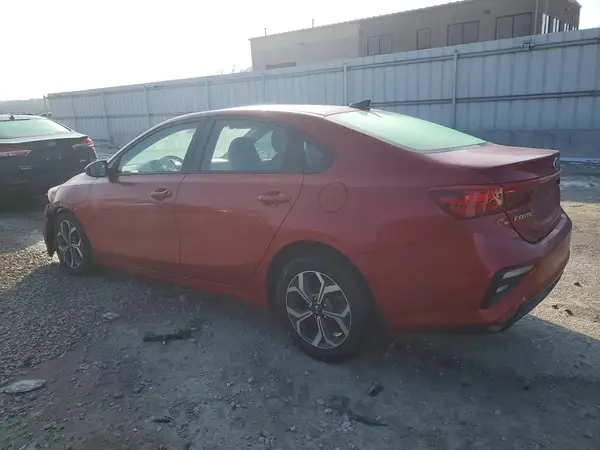 3KPF24AD5KE080077 2019 KIA FORTE - Image 2