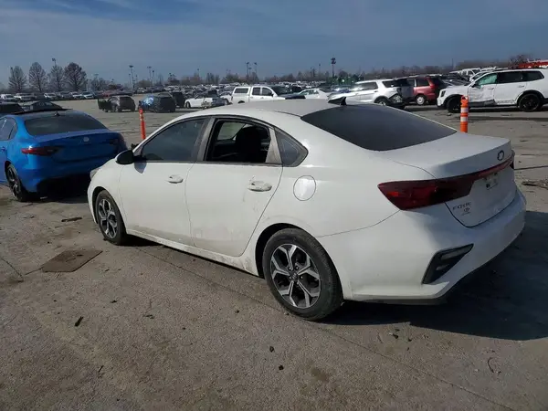 3KPF24AD5KE082721 2019 KIA FORTE - Image 2
