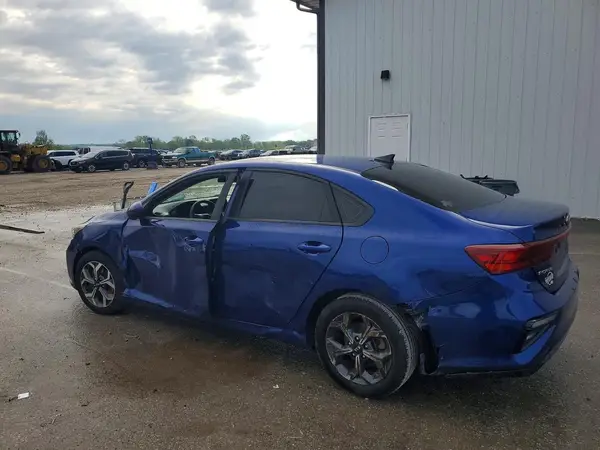 3KPF24AD5KE082993 2019 KIA FORTE - Image 2