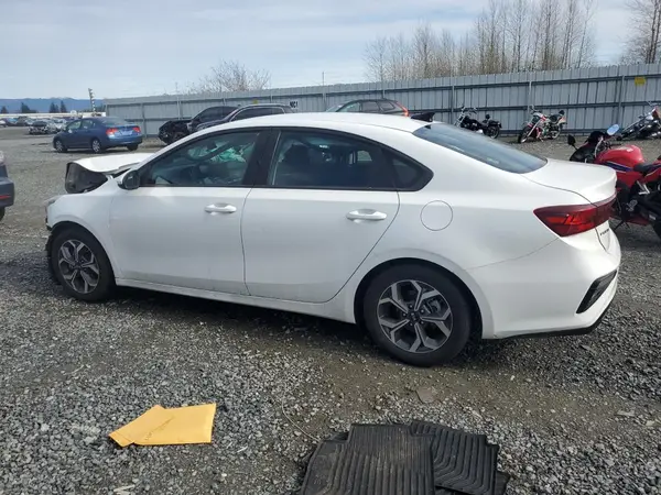 3KPF24AD5KE083920 2019 KIA FORTE - Image 2