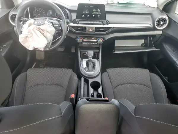 3KPF24AD5KE083920 2019 KIA FORTE - Image 8
