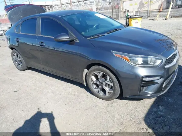 3KPF24AD5KE086025 2019 KIA FORTE - Image 1