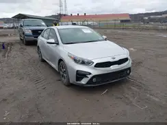 3KPF24AD5KE087479 2019 KIA FORTE