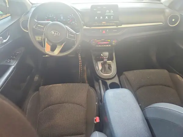 3KPF24AD5KE090561 2019 KIA FORTE - Image 8