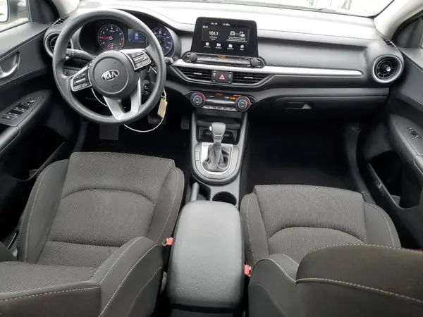 3KPF24AD5KE092228 2019 KIA FORTE - Image 8