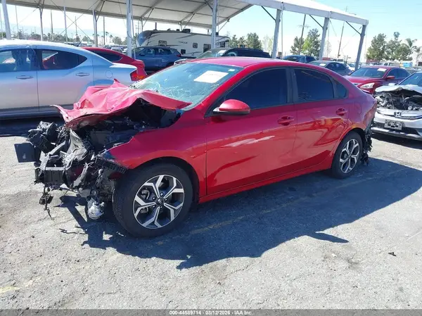 3KPF24AD5KE093721 2019 KIA FORTE - Image 2