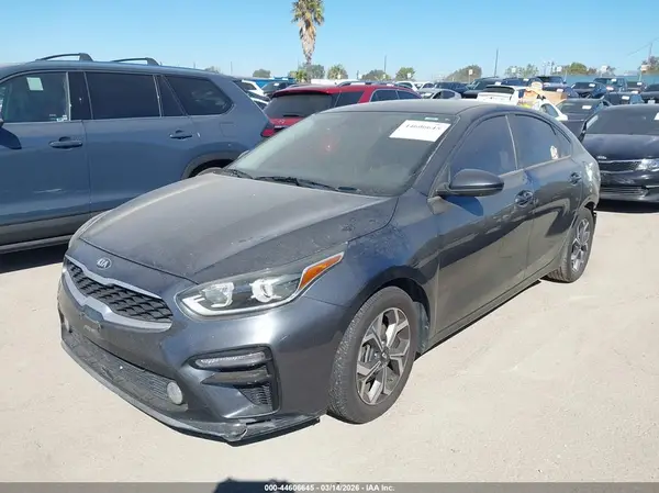 3KPF24AD5KE094562 2019 KIA FORTE - Image 2