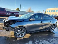 3KPF24AD5KE094738 2019 KIA FORTE