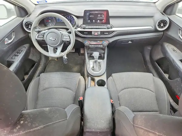 3KPF24AD5KE094786 2019 KIA FORTE - Image 8