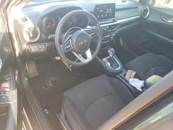 3KPF24AD5KE095923 2019 KIA FORTE - Image 8