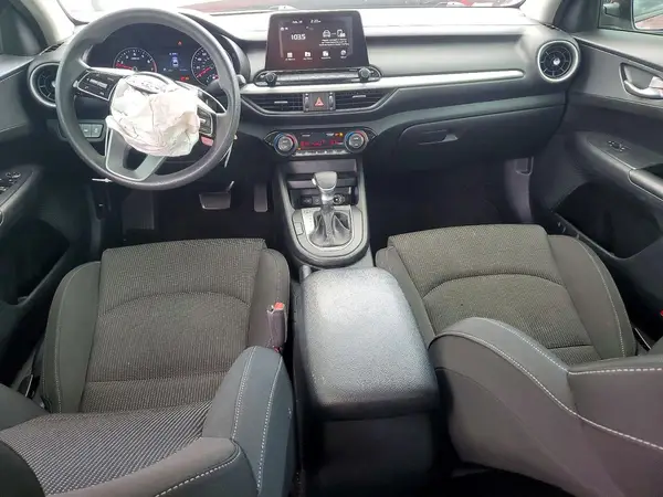 3KPF24AD5KE096151 2019 KIA FORTE - Image 8