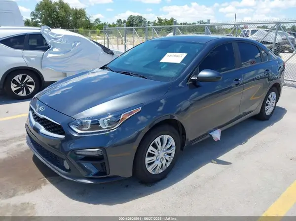3KPF24AD5KE096358 2019 KIA FORTE - Image 2
