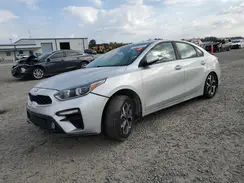3KPF24AD5KE096375 2019 KIA FORTE