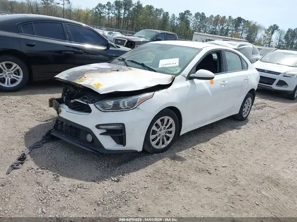 3KPF24AD5KE097400 2019 KIA FORTE - Image 2