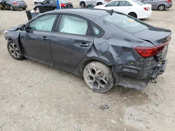 3KPF24AD5KE097591 2019 KIA FORTE - Image 2