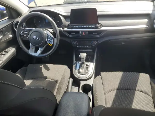3KPF24AD5KE098935 2019 KIA FORTE - Image 8