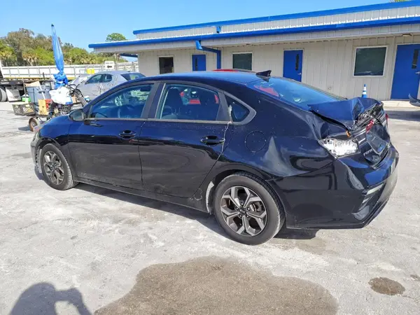 3KPF24AD5KE098966 2019 KIA FORTE - Image 2