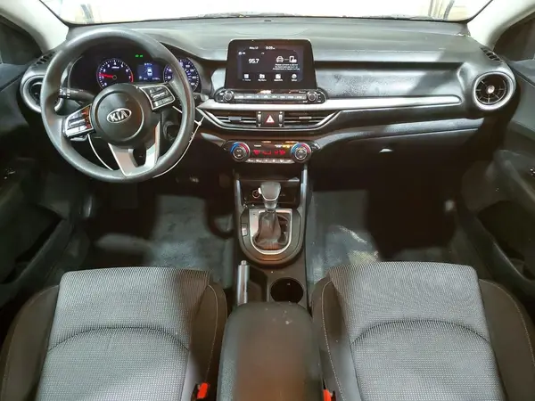 3KPF24AD5KE099096 2019 KIA FORTE - Image 8