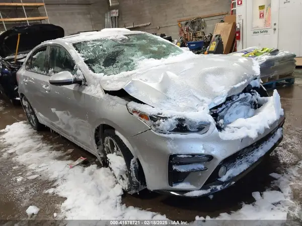 3KPF24AD5KE099230 2019 KIA FORTE - Image 1