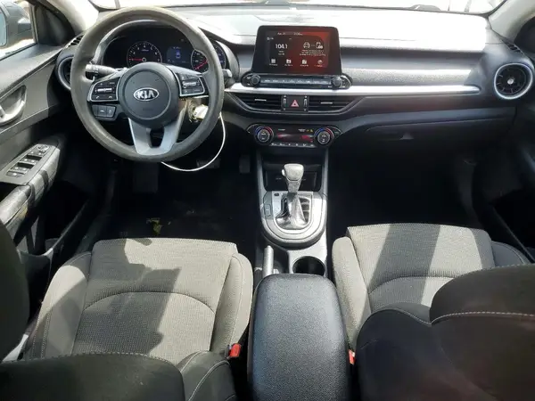 3KPF24AD5KE099566 2019 KIA FORTE - Image 8
