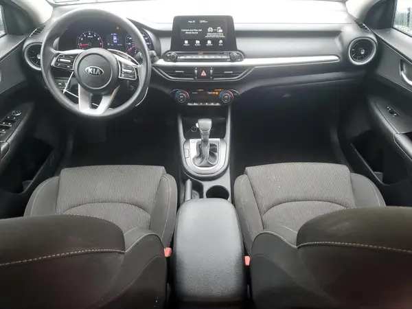 3KPF24AD5KE099860 2019 KIA FORTE - Image 8