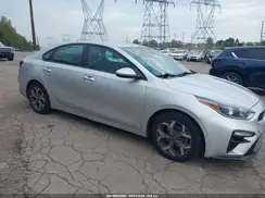 3KPF24AD5KE100134 2019 KIA FORTE