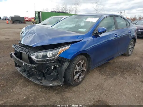 3KPF24AD5KE102756 2019 KIA FORTE - Image 2