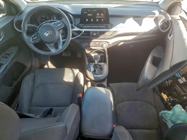 3KPF24AD5KE103292 2019 KIA FORTE - Image 8