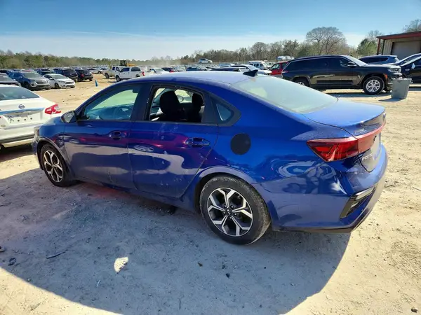 3KPF24AD5KE103339 2019 KIA FORTE - Image 2