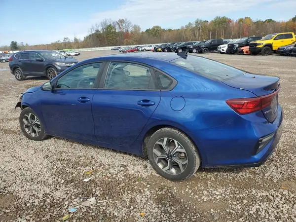 3KPF24AD5KE103440 2019 KIA FORTE - Image 2