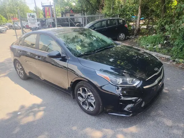3KPF24AD5KE103552 2019 KIA FORTE - Image 1